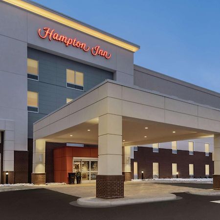 Hampton Inn Brooklyn Park Bagian luar foto