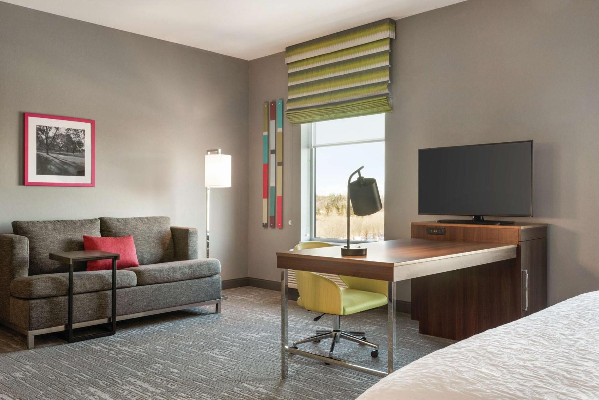 Hampton Inn Brooklyn Park Bagian luar foto